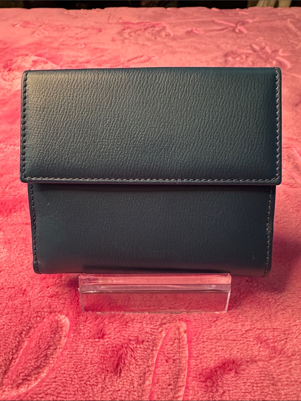 Bally Navy Blue Leather Snap Wallet – Dual Compartments – Full Inclusion – EUC - Picture 2 of 5